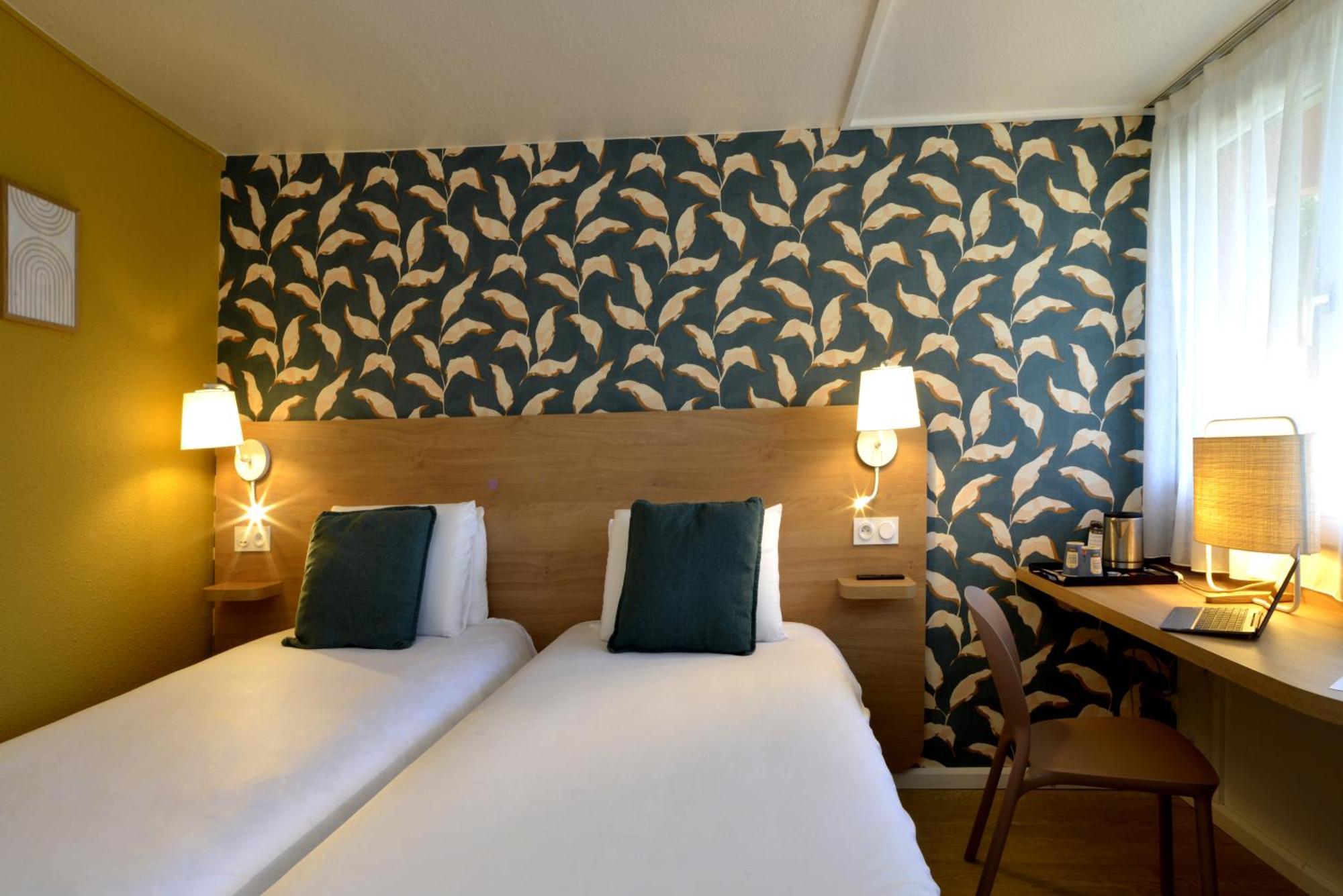 Kyriad Honfleur - La Riviere Saint Sauveur Екстер'єр фото